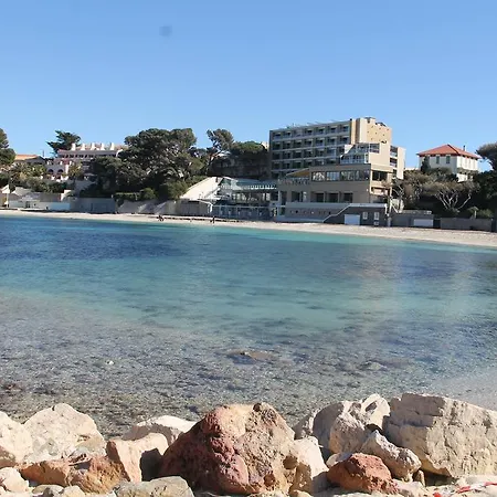 Beau T2 En Centre Avec Parking Privé