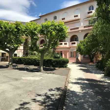 Appartement Beau T2 En Centre Avec Parking Privé